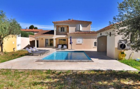 villa